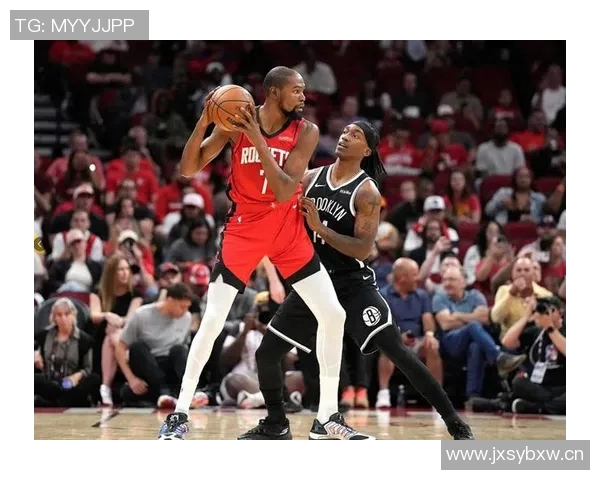 杜兰特谈末节表现强调团队合作与减压的重要性 杜兰特谈末节表现强调团队合作与减压的重要性