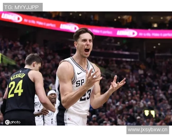 马刺主帅坦言表现不佳承诺改进湖人防守严密限制文班进攻空间 马刺主帅坦言表现不佳承诺改进湖人防守严密限制文班进攻空间