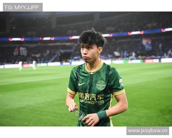 王钰栋精准传球助攻卡列洛轻松破门扳平比分 王钰栋精准传球助攻卡列洛轻松破门扳平比分