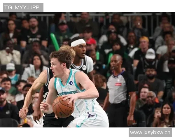 克尼佩尔谈投篮自信与队友协作的重要性感谢他们创造进攻机会