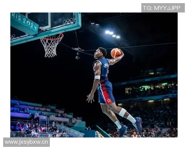 爱德华兹下半场狂砍24分全场39分助球队锁定胜局关键三分成决定性因素