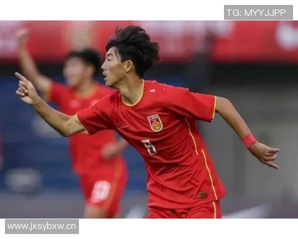 U16国足领先优势扩大张旭尧禁区内巧妙抽射破门助力球队胜利