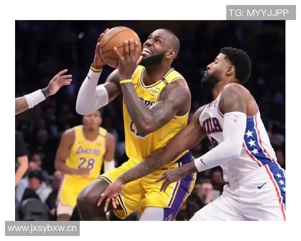 詹姆斯寄语保罗希望他在最后一舞中收获快乐与荣耀