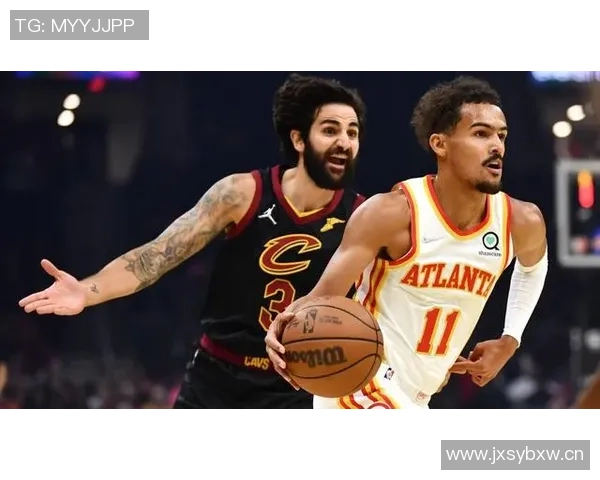 亨特分析莫布里与亚当斯的进攻风格差异及其对球队的影响