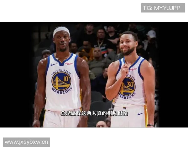 库里赞巴特勒冷静与视野出众让对手防守难上加难